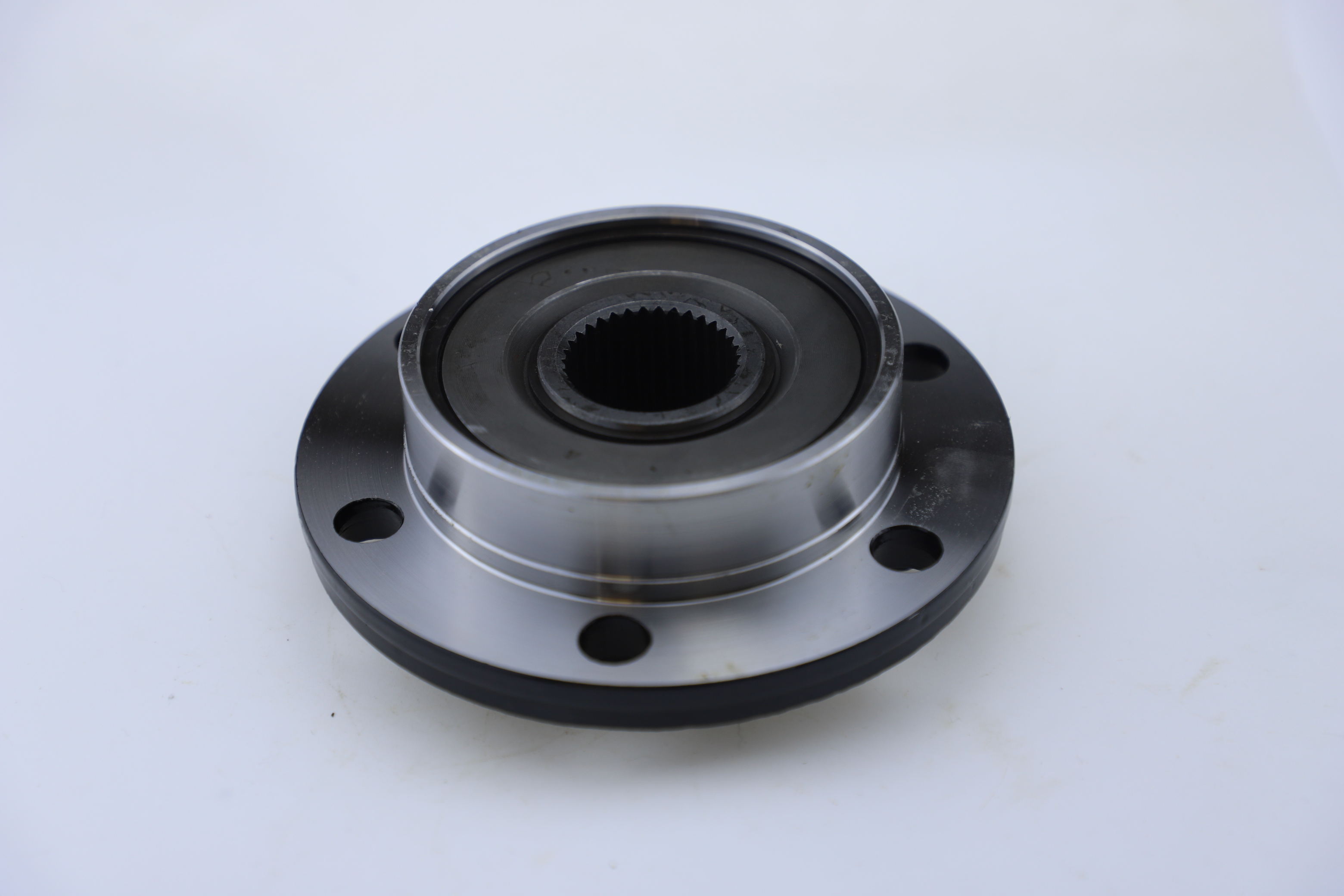  4x4 Free wheel hub for MAZDA T3500 4X4 8-97062-018