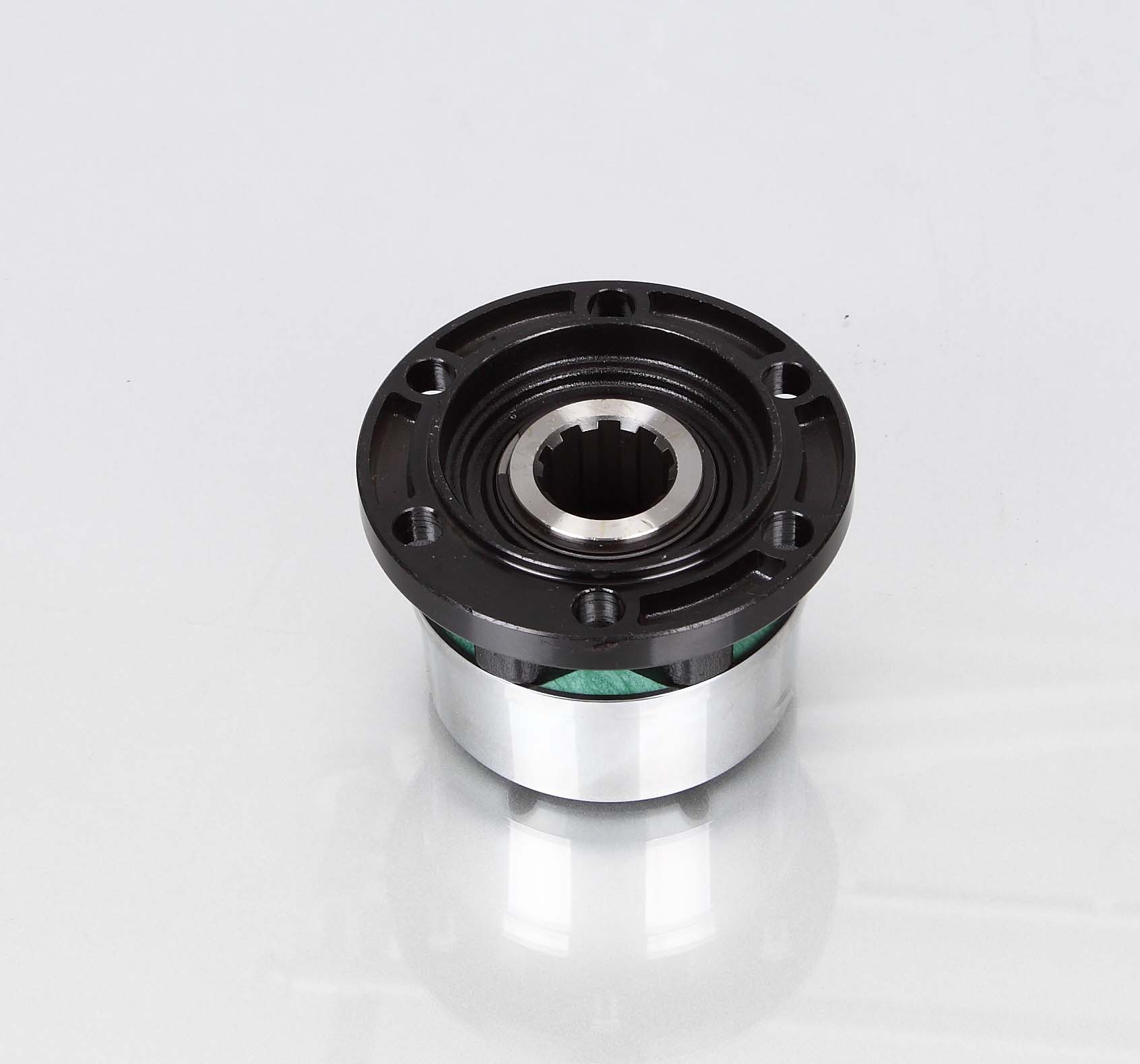 Steel Free Wheel Hub AVM401HP for JEEP